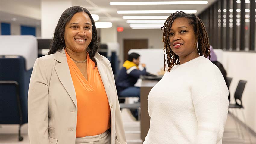 Career Services Advisor Anika McCarty meets with a student. McCarty and Career Services Advisor Morgan Gore help students navigate the transition between finishing school and joining the workforce. Photos by Kevin Beasley/ College of Computing